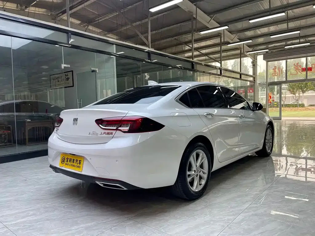 Buick Regal — фото 7