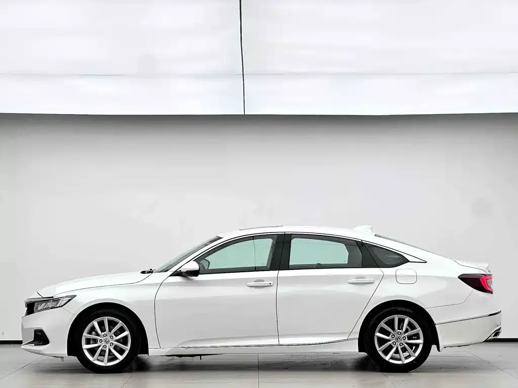 Honda Accord — фото 2