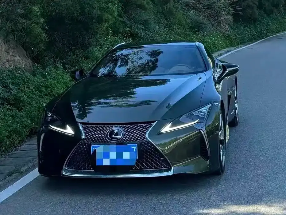 Lexus LC — фото 1