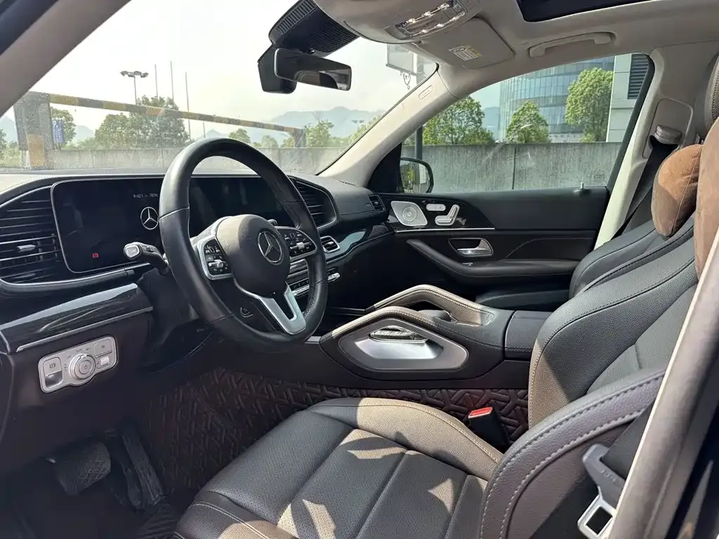 Mercedes-Benz GLE (Import) — фото 8