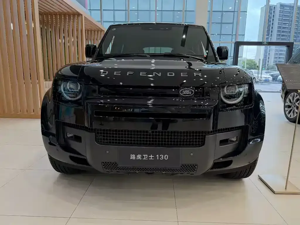 Land Rover Defender — фото 4