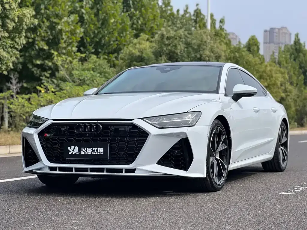 Audi A7 — фото 1