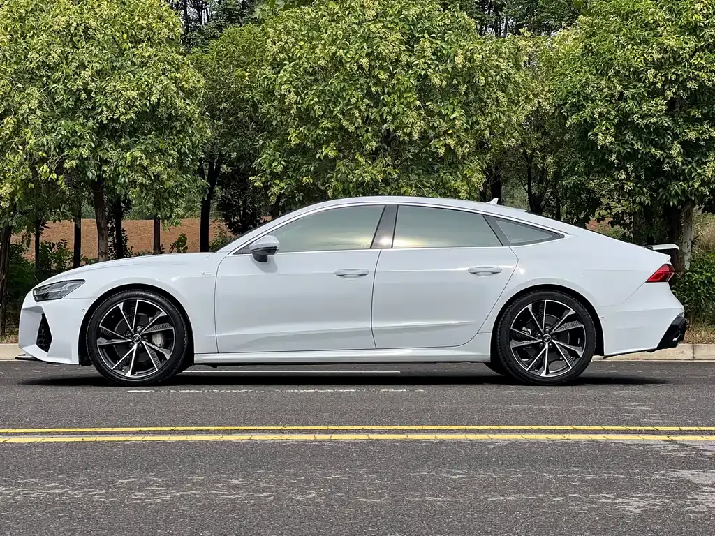 Audi A7 — фото 5