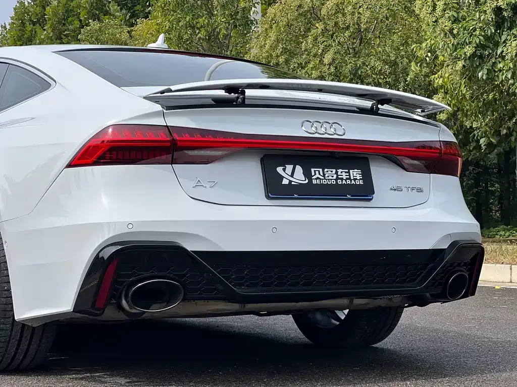 Audi A7 — фото 8