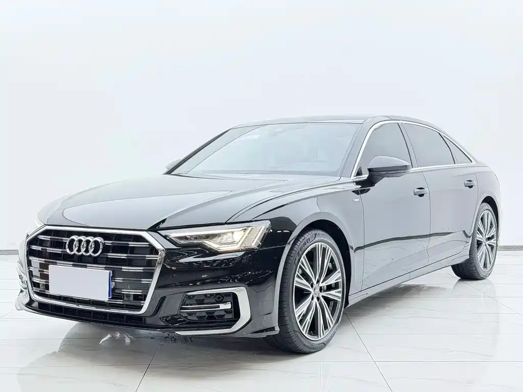 Audi A6L — фото 1