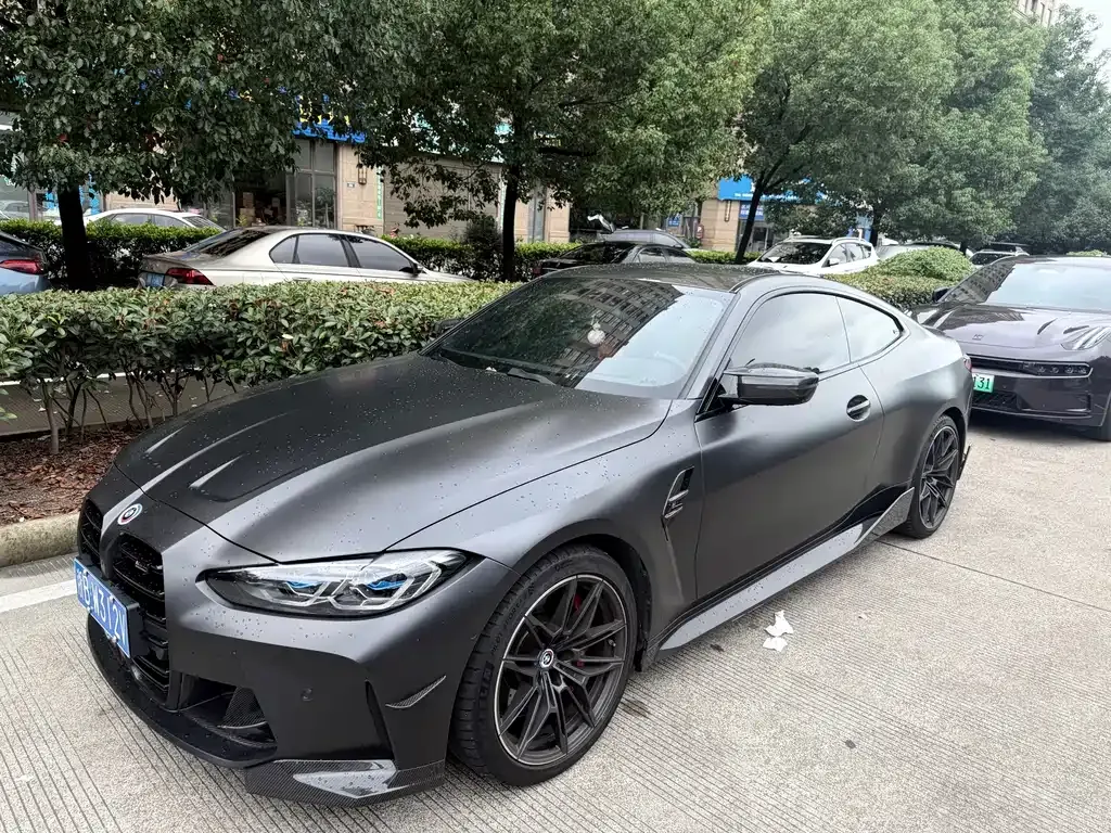 BMW M4 — фото 1