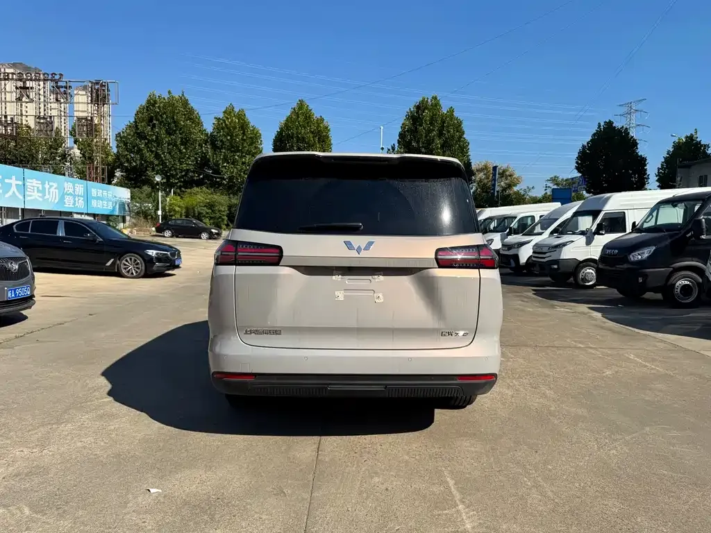 Wuling Xingguang 730 New Energy — фото 10
