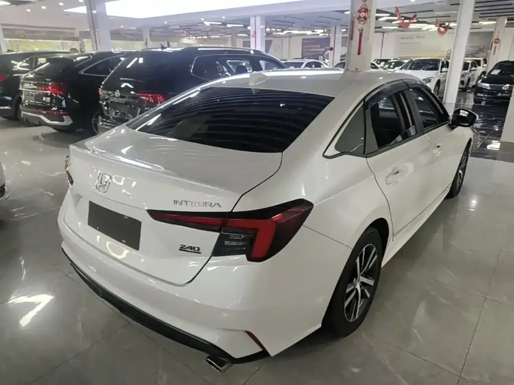 Honda Integra — фото 3