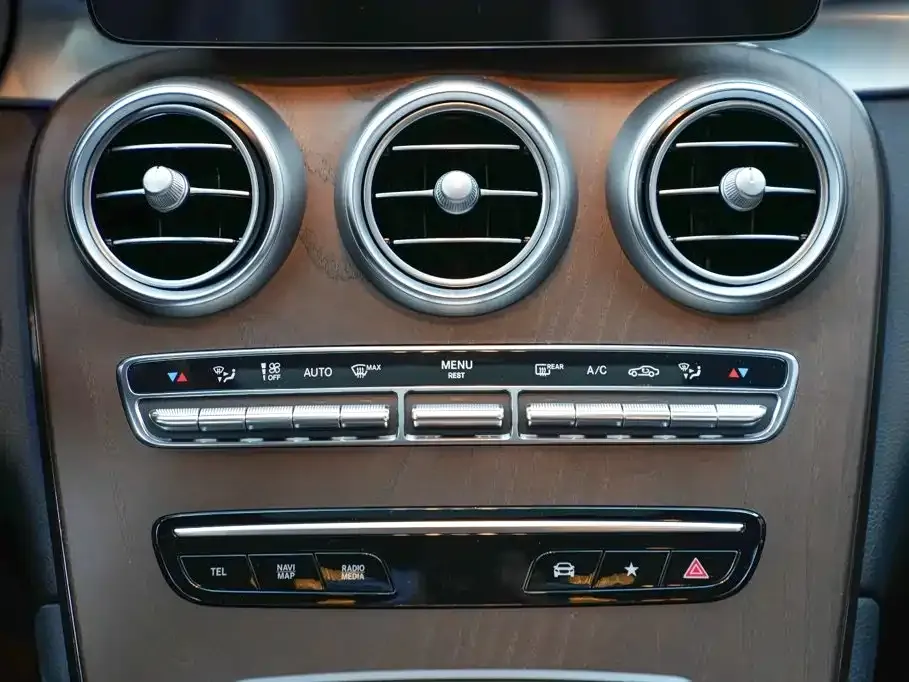 Mercedes-Benz GLC — фото 10
