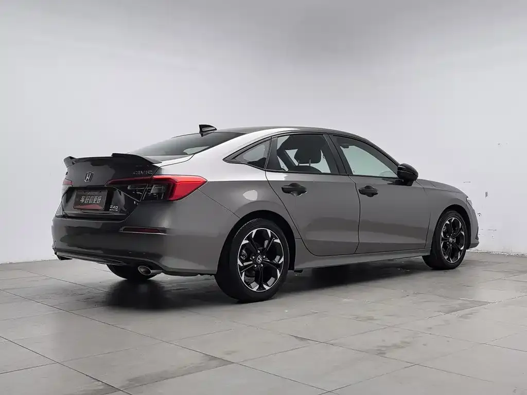 Honda Civic — фото 3