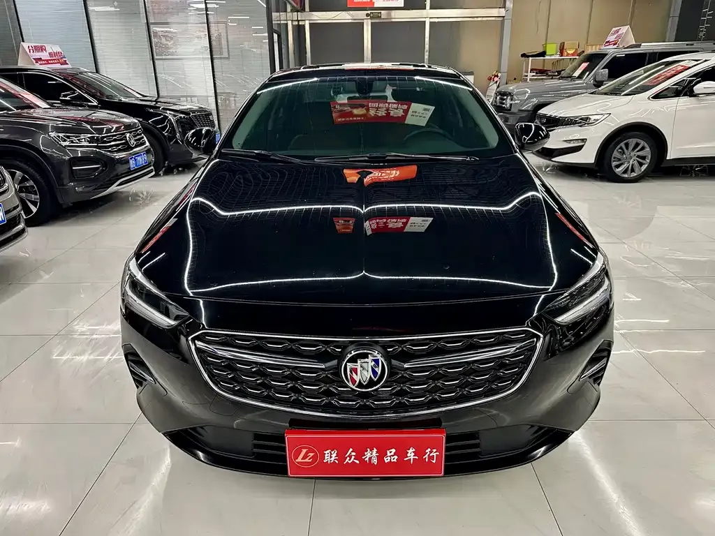 Buick Regal — фото 1