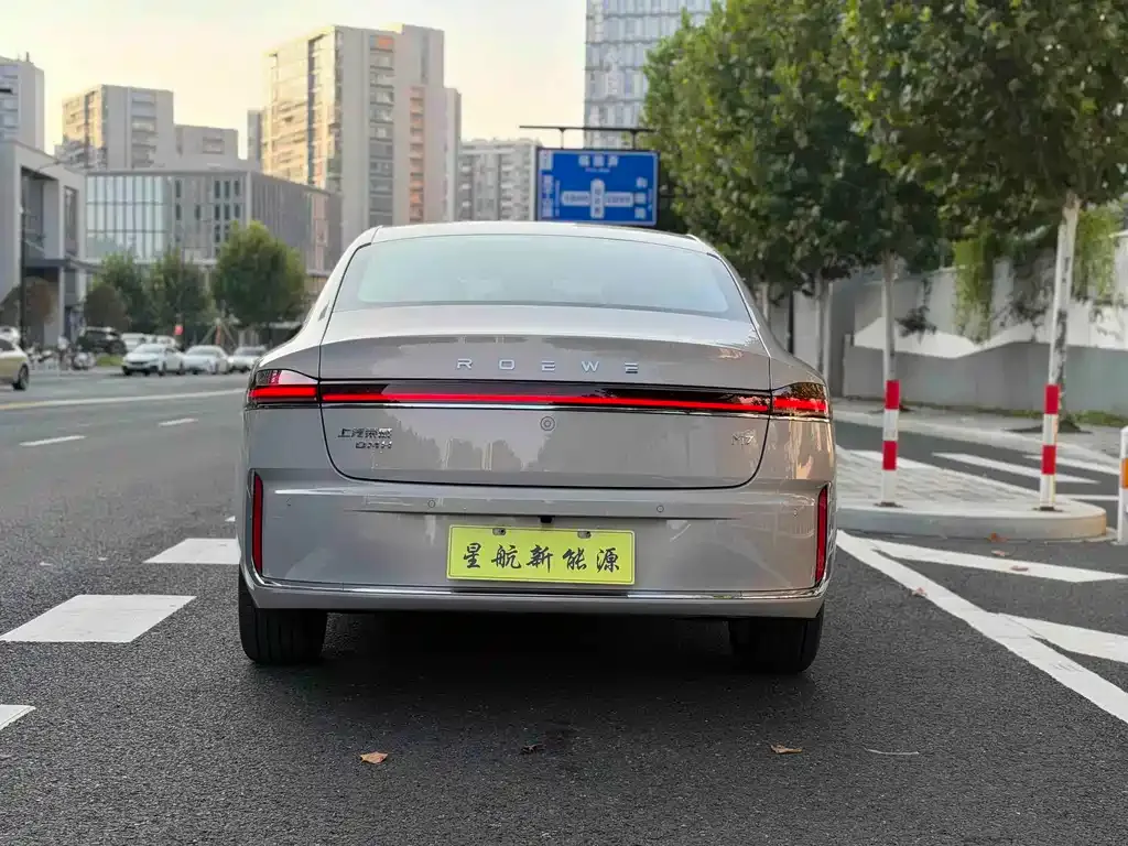 Roewe M7 DMH — фото 2