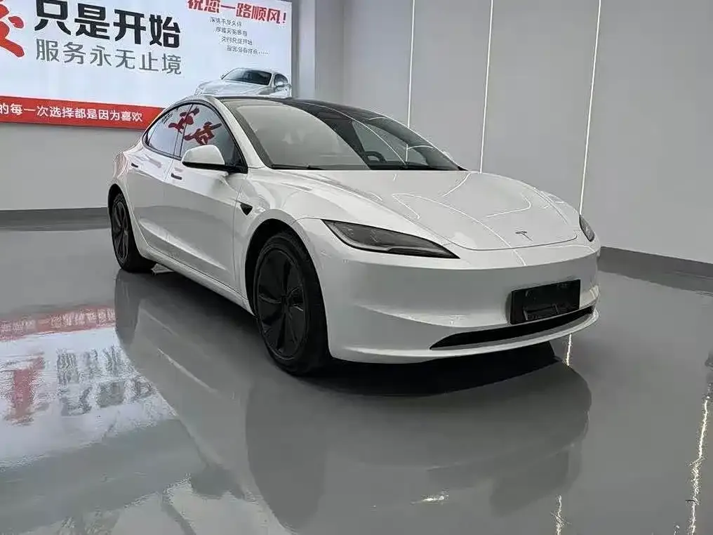 Tesla Model 3 — фото 2