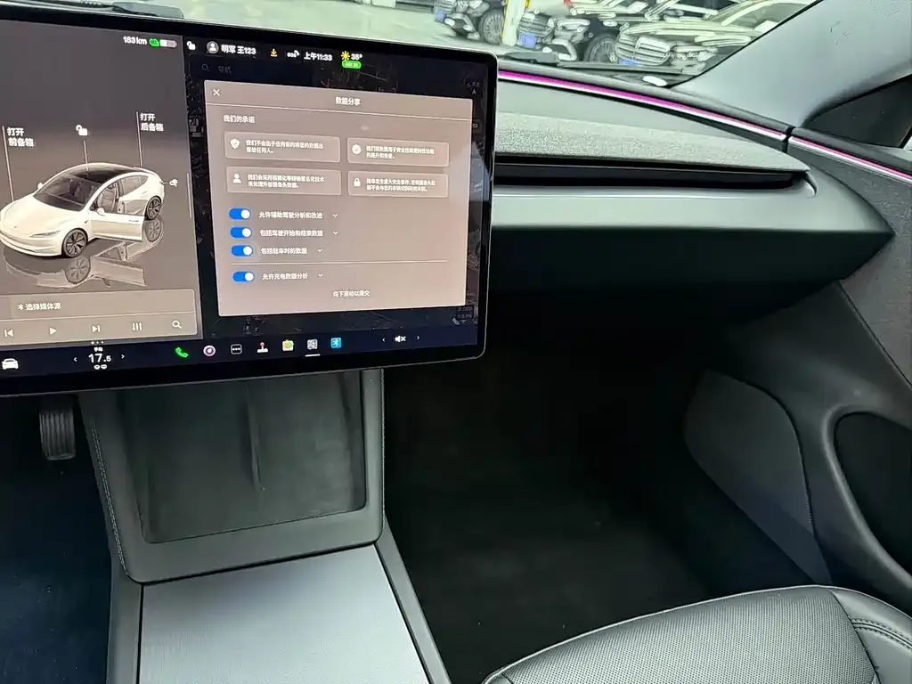 Tesla Model 3 — фото 10