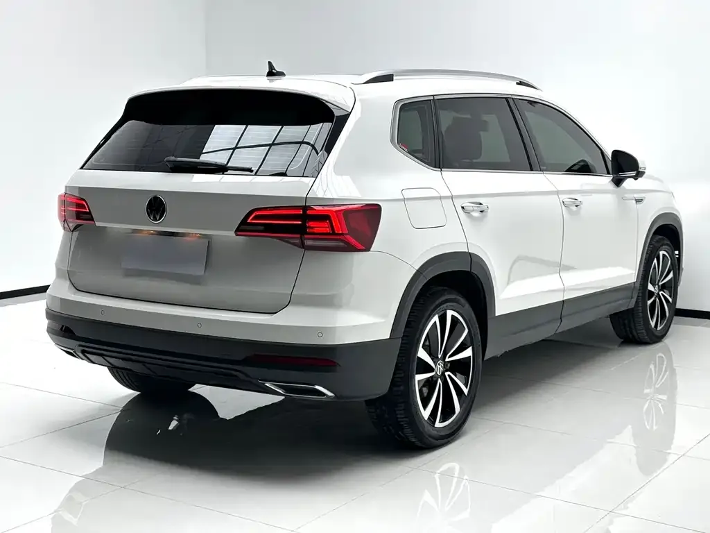 Volkswagen Tharu — фото 4