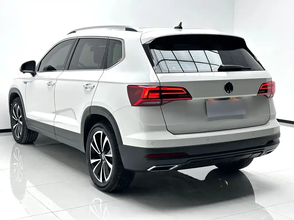 Volkswagen Tharu — фото 2
