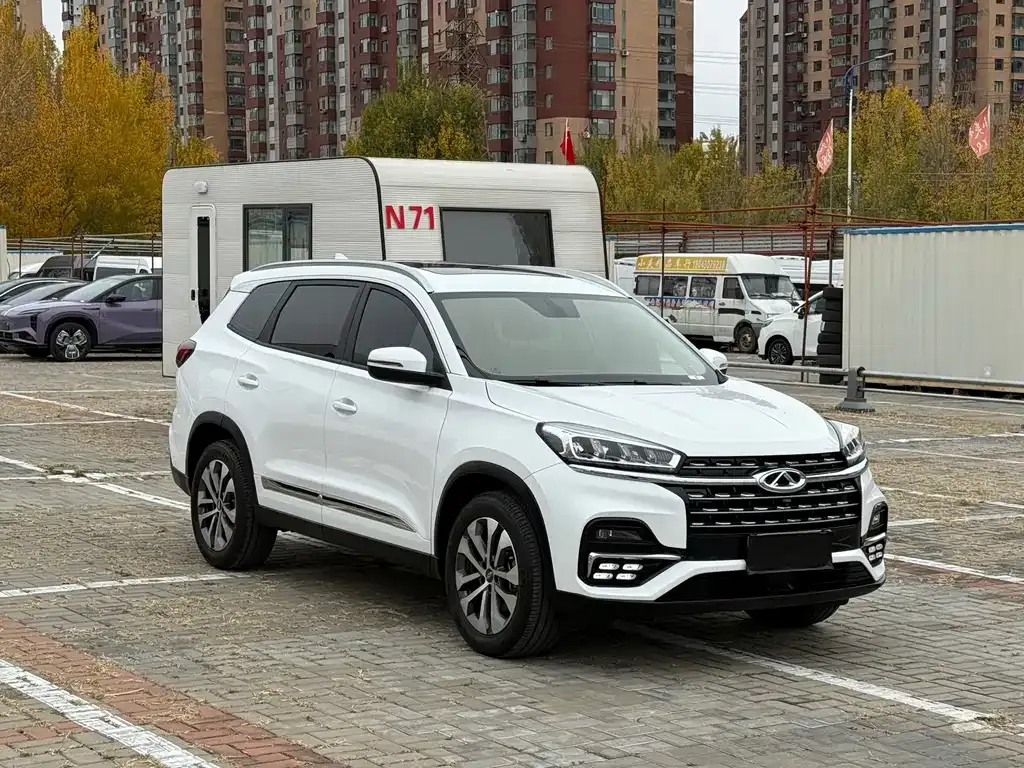 Chery Tiggo 8 — фото 1