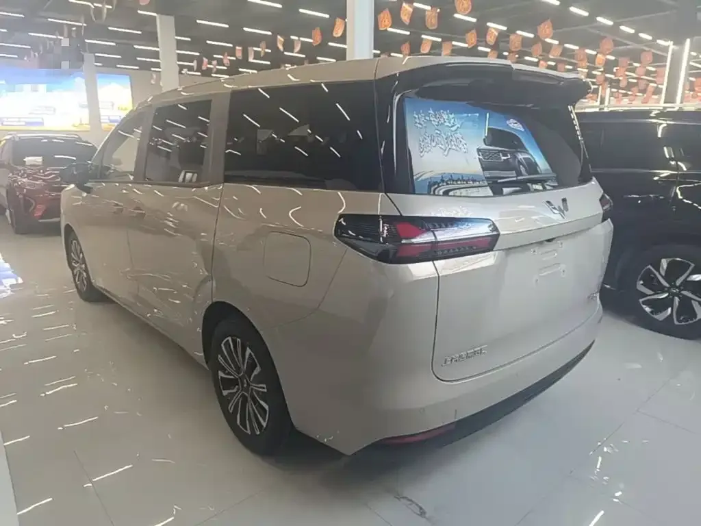 Wuling Xingguang 730 New Energy — фото 3