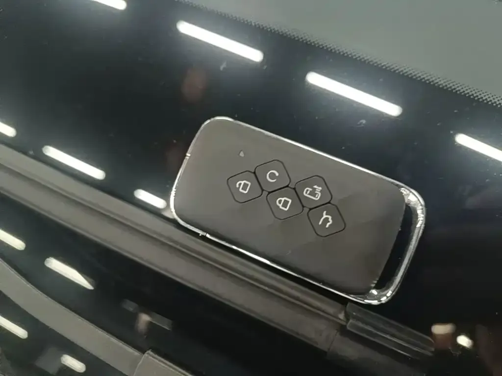 Wuling Xingguang 730 New Energy — фото 4
