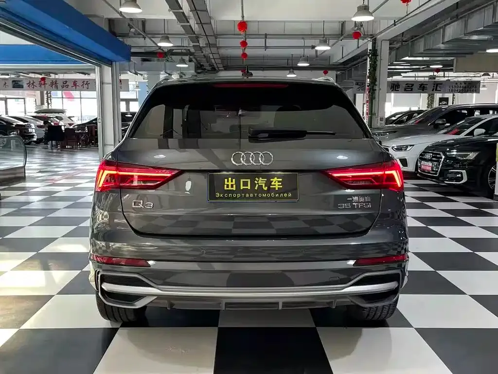 Audi Q3 — фото 7