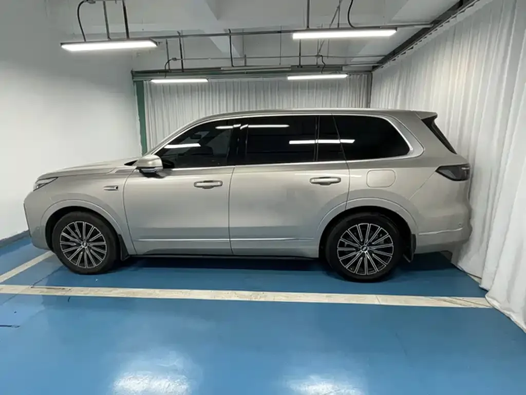 Geely Galaxy M9 — фото 10