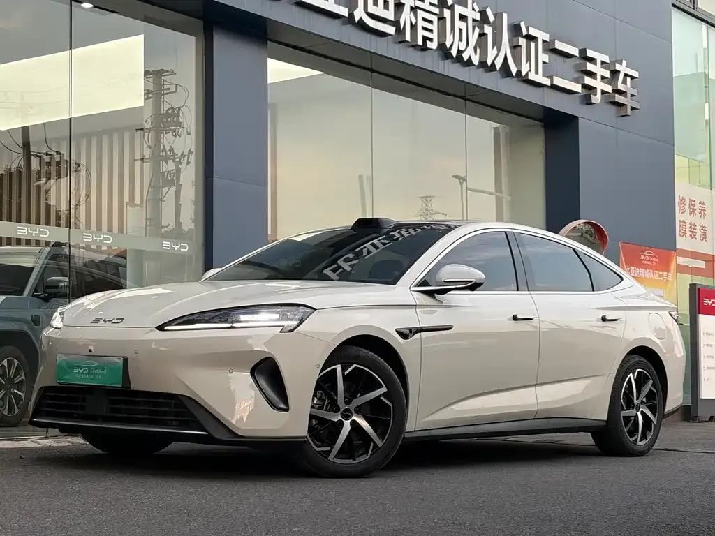 BYD Seal 07 DM-i — фото 1