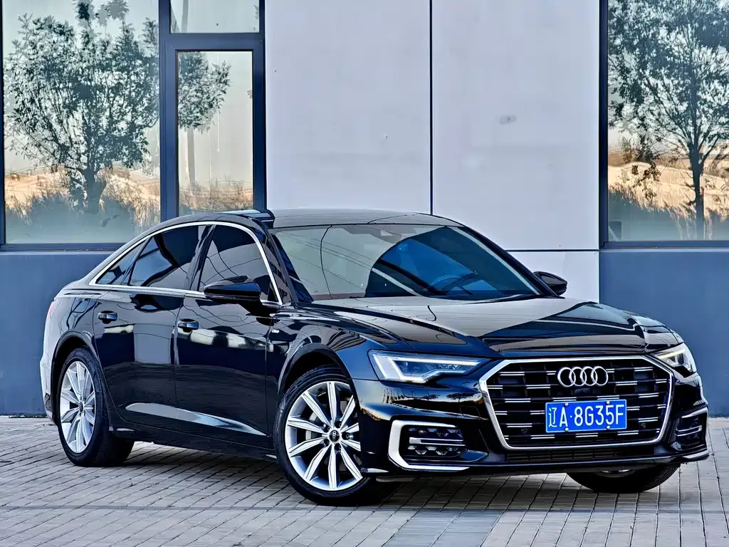Audi A6L — фото 10