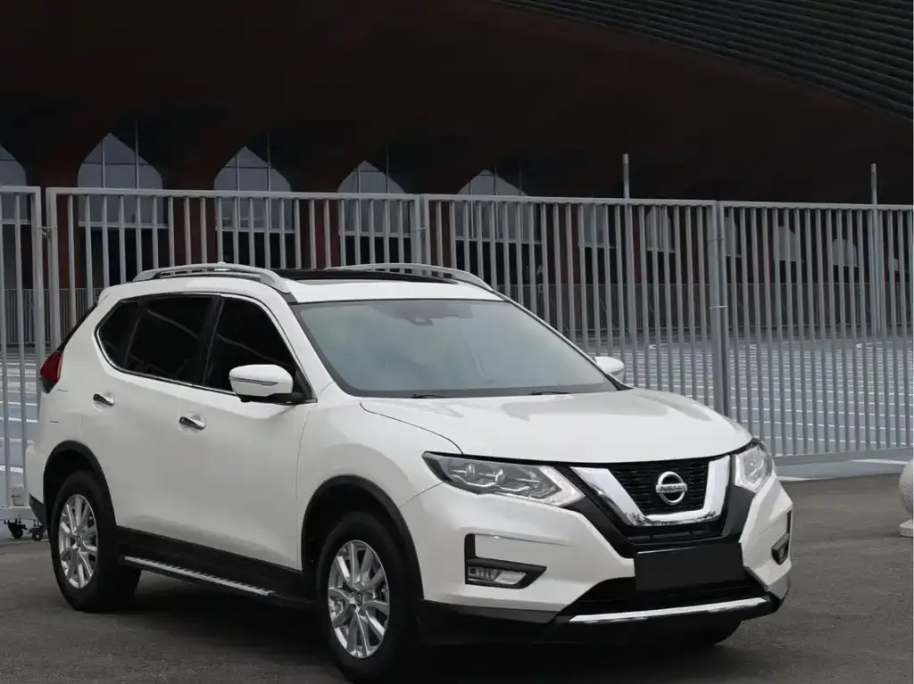 Nissan X-Trail — фото 9