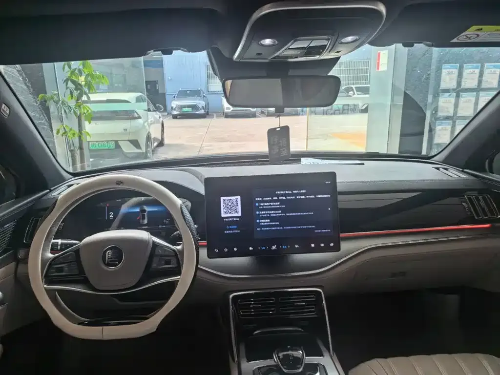 BYD Tang New Energy — фото 2