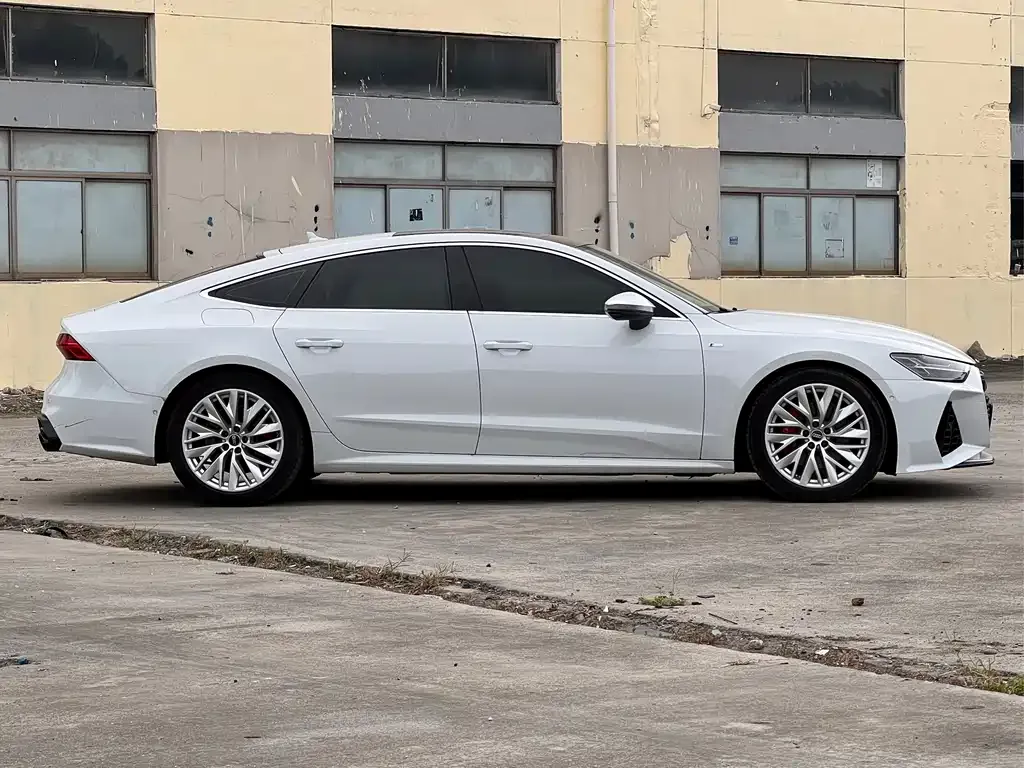 Audi A7 — фото 4