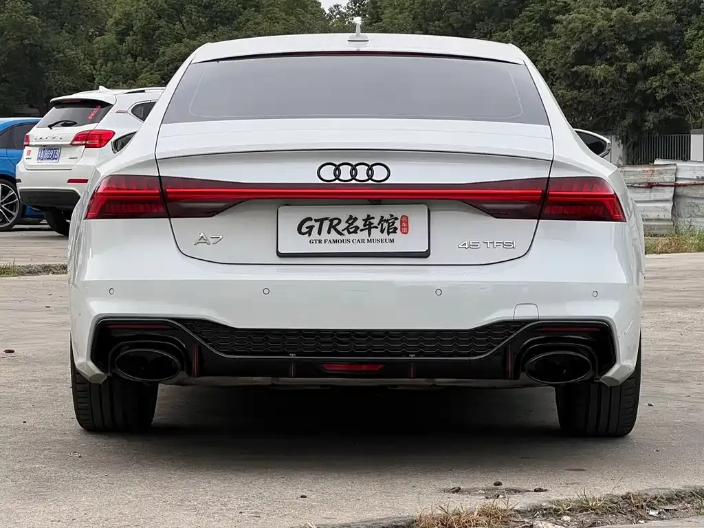 Audi A7 — фото 5