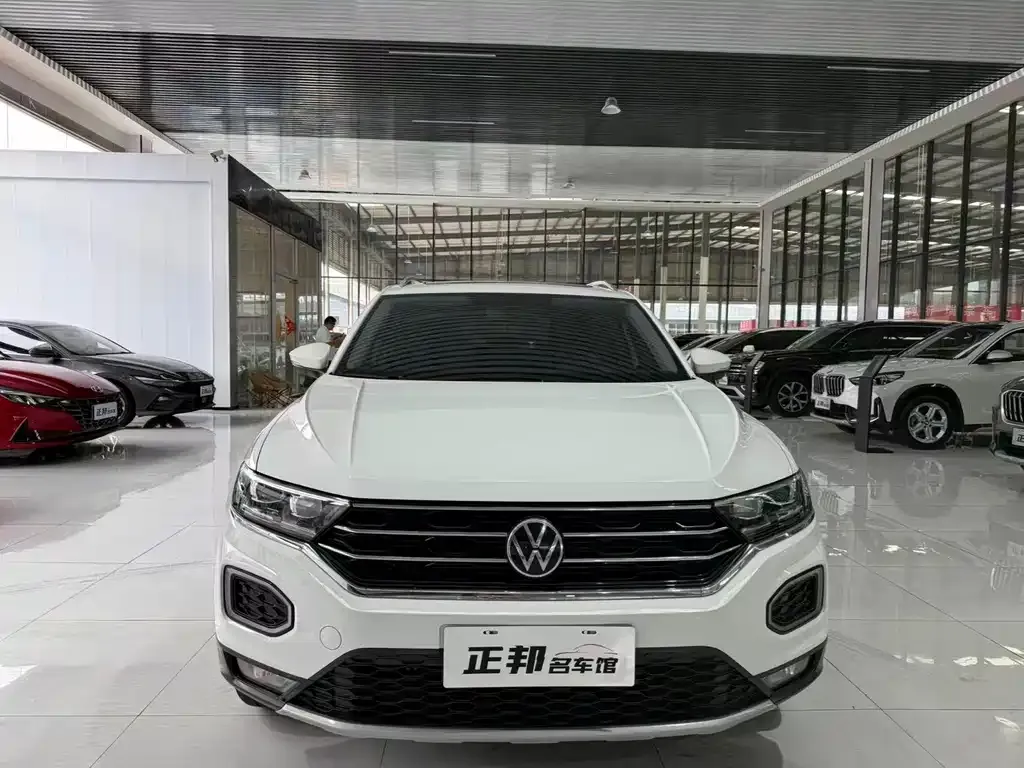 Volkswagen T-Roc — фото 3