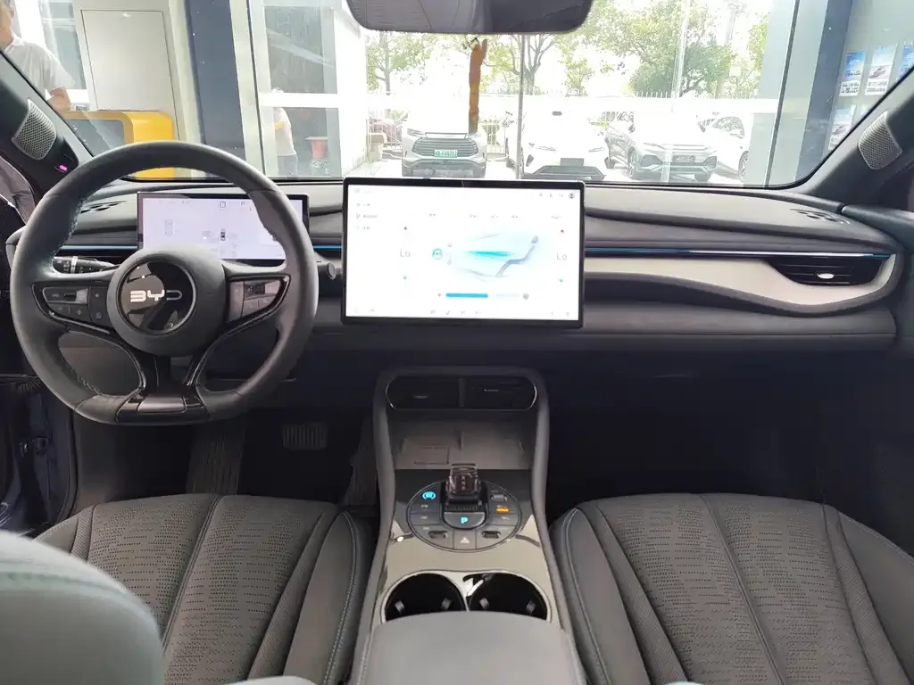 BYD Seal 06GT — фото 3