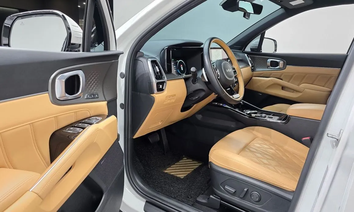 Kia Sorento — фото 7