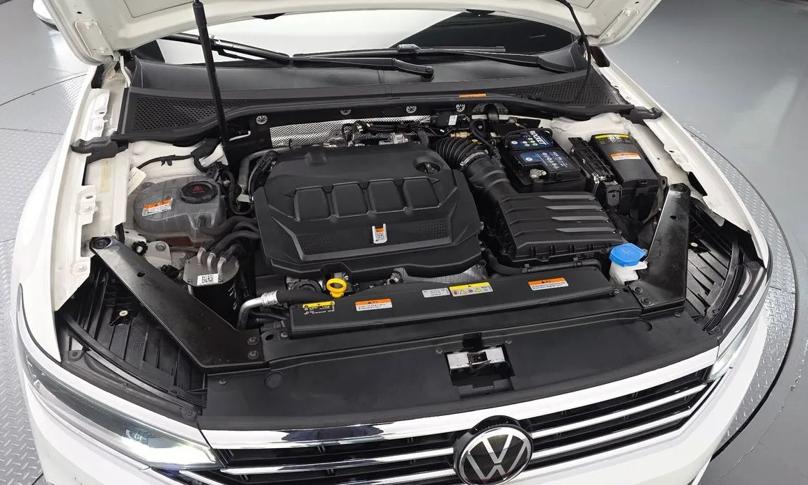 Volkswagen Passat — фото 9