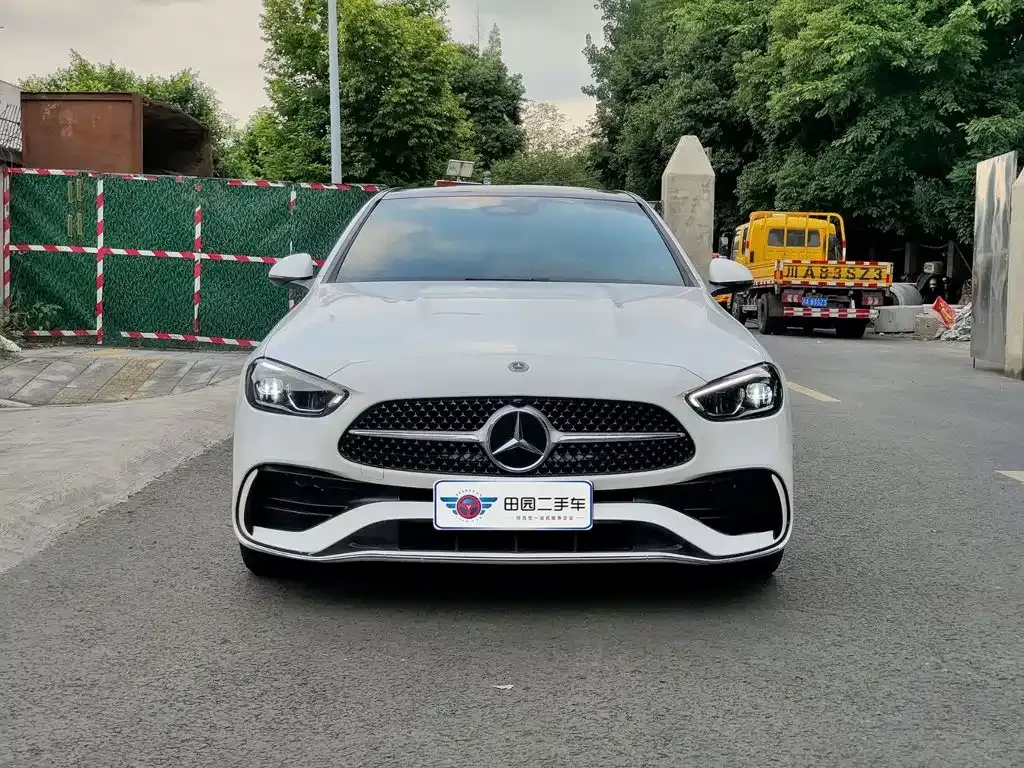 Mercedes-Benz C-Class — фото 10