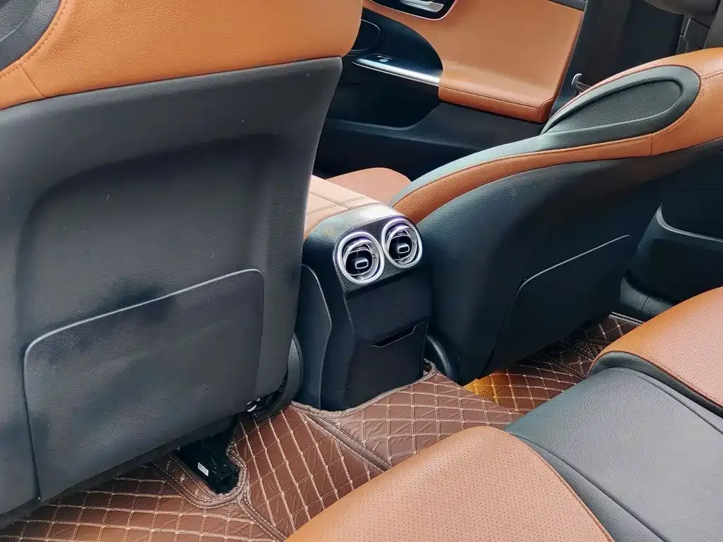 Mercedes-Benz C-Class — фото 3
