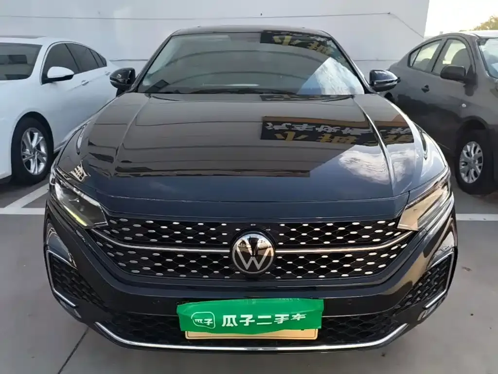 Volkswagen Passat — фото 8