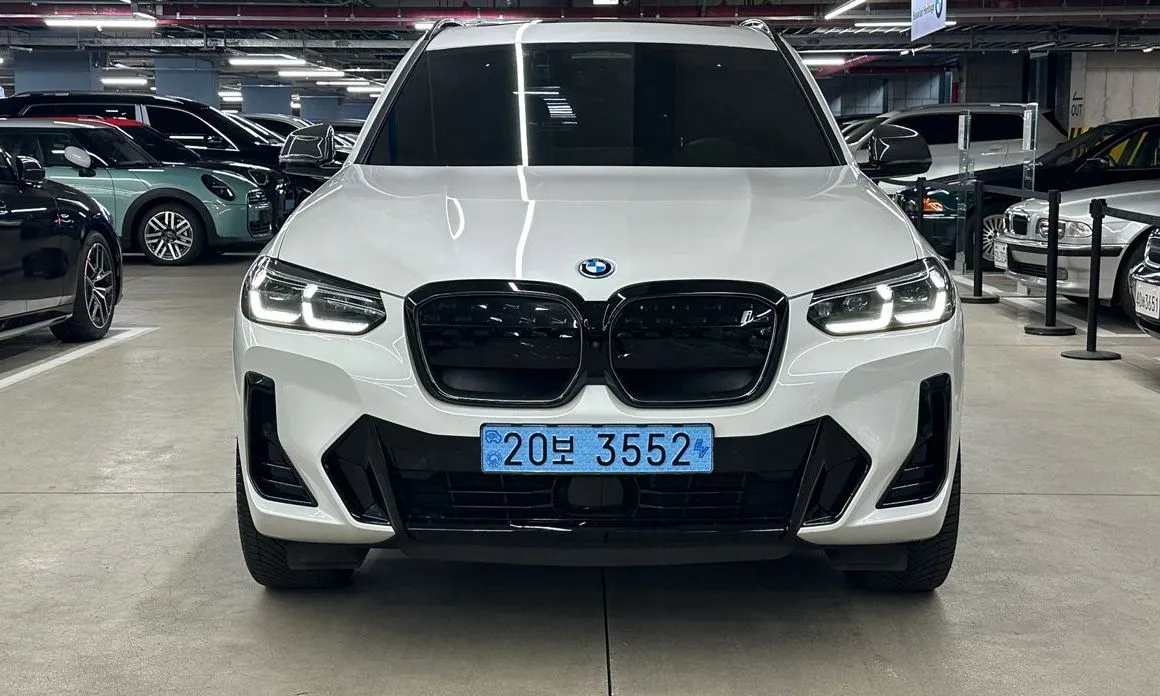 BMW iX3 — фото 4