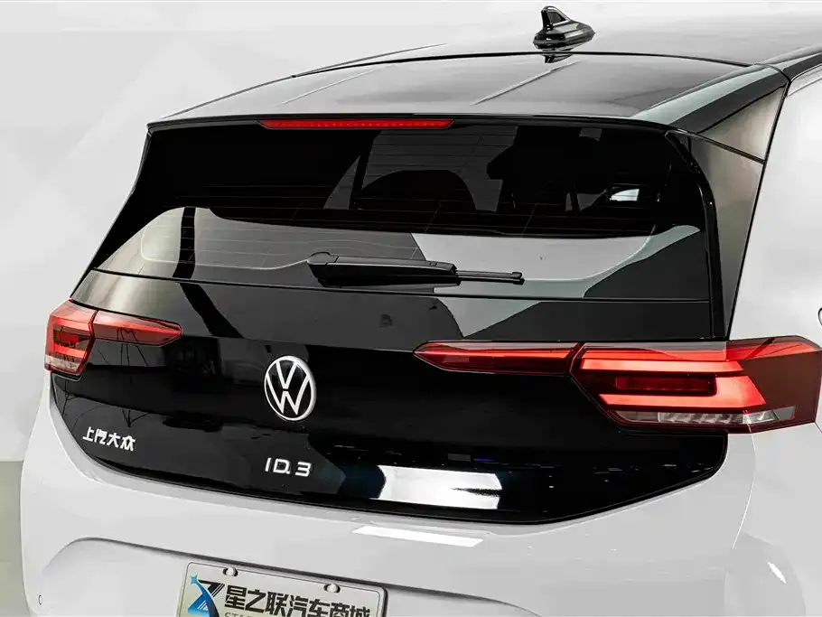 Volkswagen ID.3 — фото 2