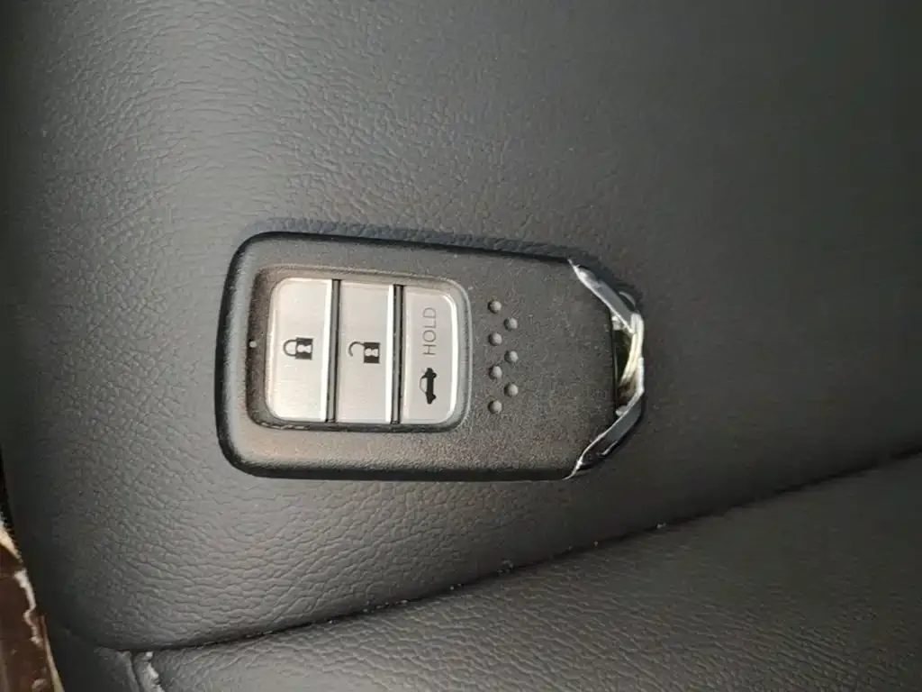 Honda Accord — фото 3