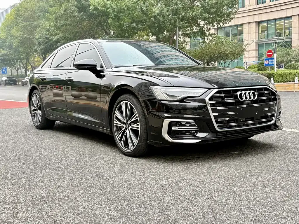 Audi A6L — фото 8
