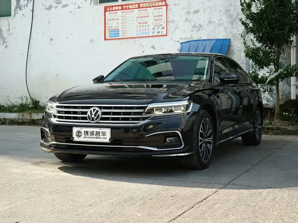 Volkswagen Phideon — фото 1