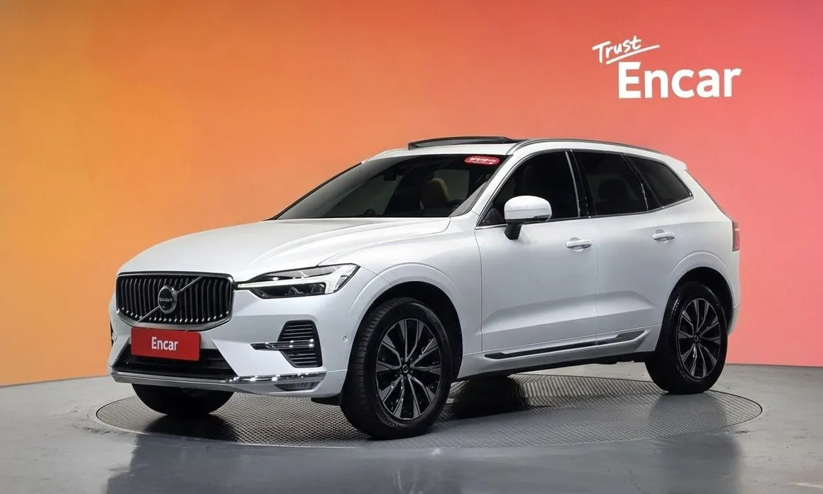 Volvo XC60 — фото 1