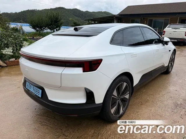 Polestar Polestar 4 — фото 4