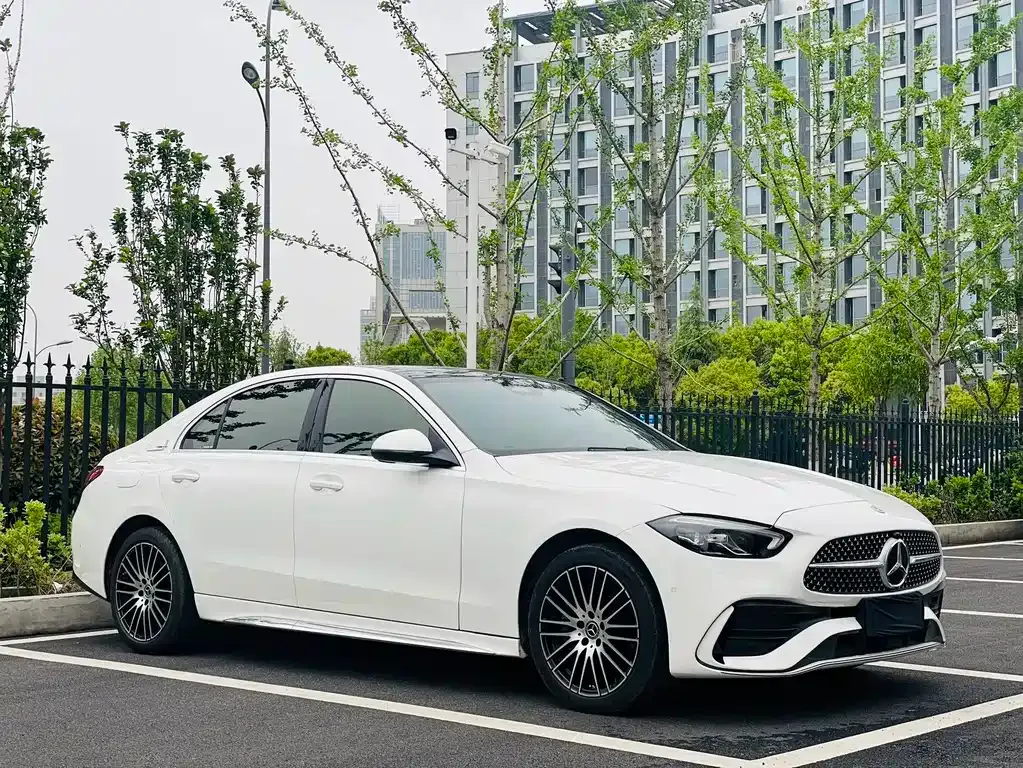Mercedes-Benz C-Class — фото 6