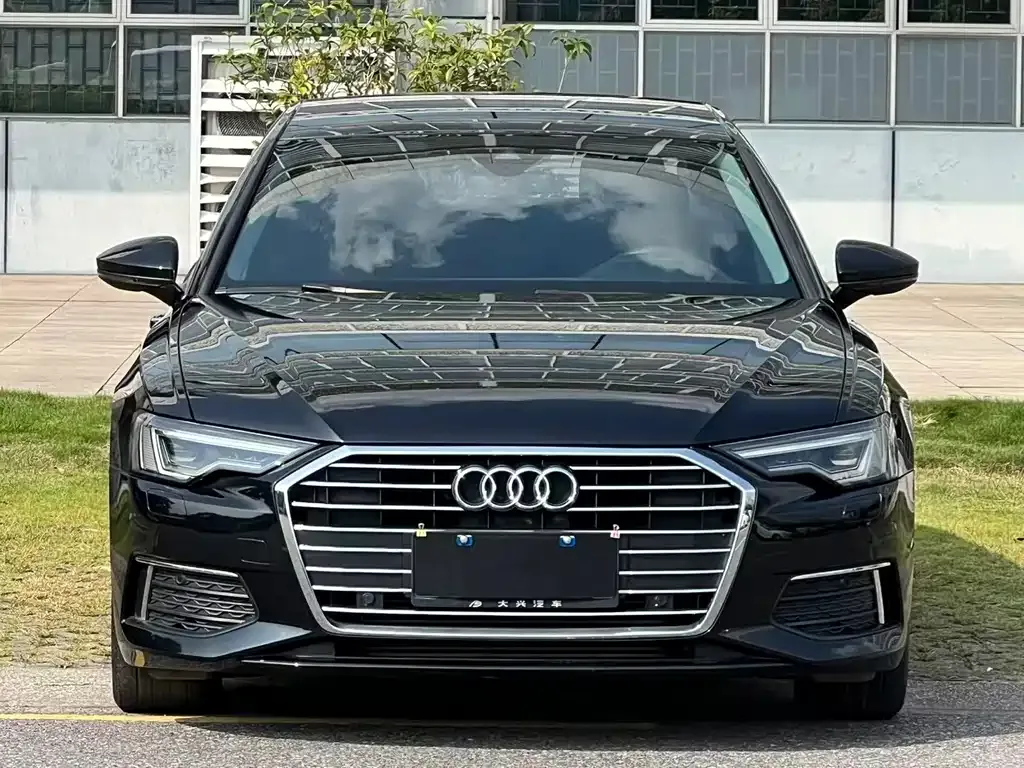 Audi A6L — фото 8