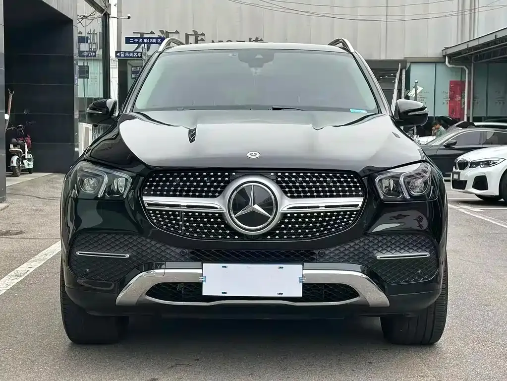 Mercedes-Benz GLE (Import) — фото 8