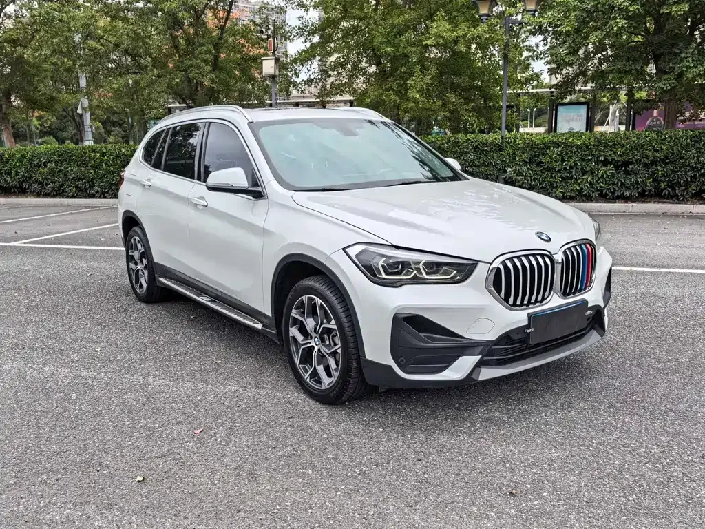 BMW X1 — фото 5