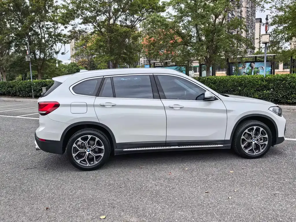 BMW X1 — фото 4